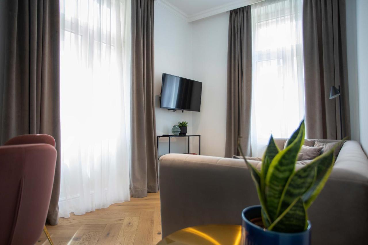 Pierrot & Pierrette Gajeva 6 Apartment Zagreb Exterior foto